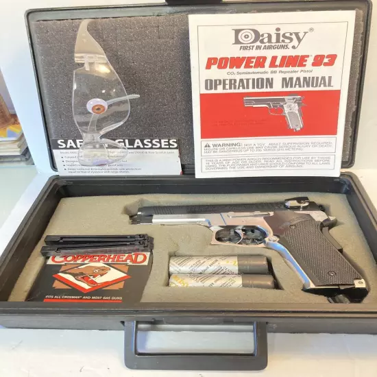 Vintage Daisy Power Line Model 93A Co2 BB Pistol BBs Co2 , 3 Clips Daisy Case