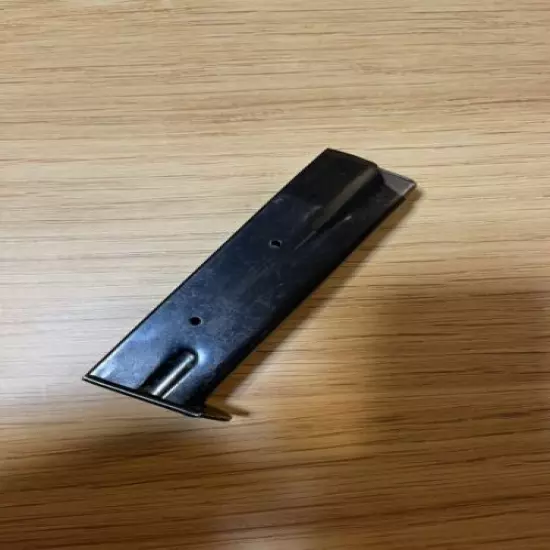 1 Astra A-80 factory .45 - 9rd magazine