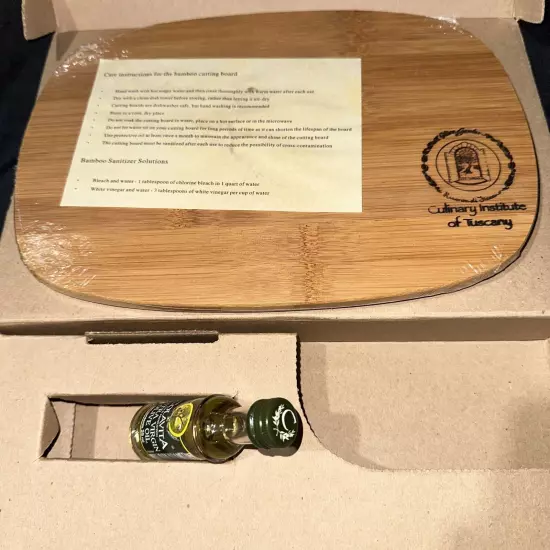 Culinary Institute Of Tuscany Cutting Board & Colavita Extra Virgin Olive Oil 