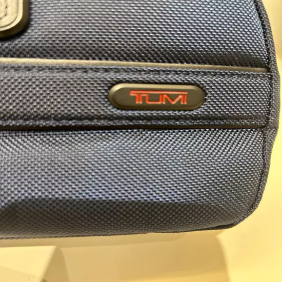 NEW Tumi 8.5” Zippered Split Travel Dopp Kit - Navy Blue & Black