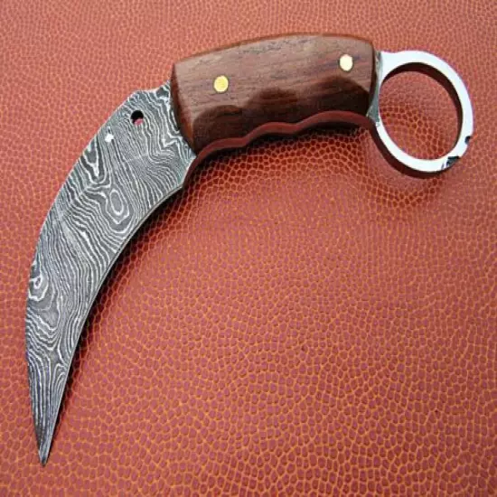 8" Custom Handmade Damascus Steel KARAMBIT Hunting Knife With Rose Wood Handel.