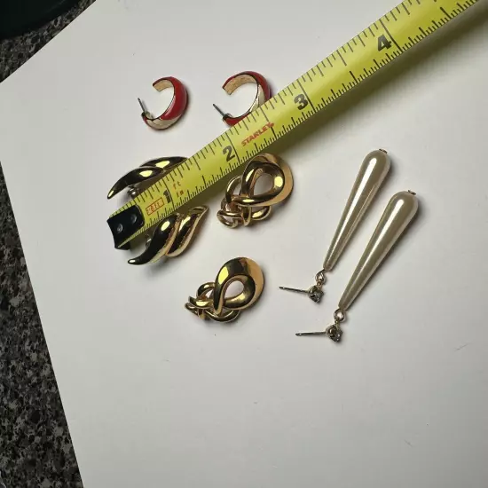 Retro Mix Hoop / Dangle / Stud Pierced Earrings Lot Of 4 Gold Tone