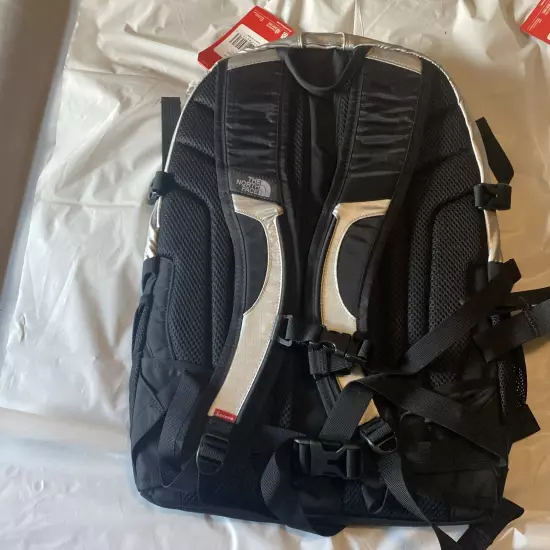 Supreme NY X TNF SS18 The North Face Borealis Metallic Backpack SILVER NWT