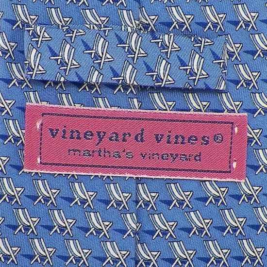 VINEYARD VINES Mens Blue White Navy BEACH CHAIRS Handmade Silk Tie USA NWT