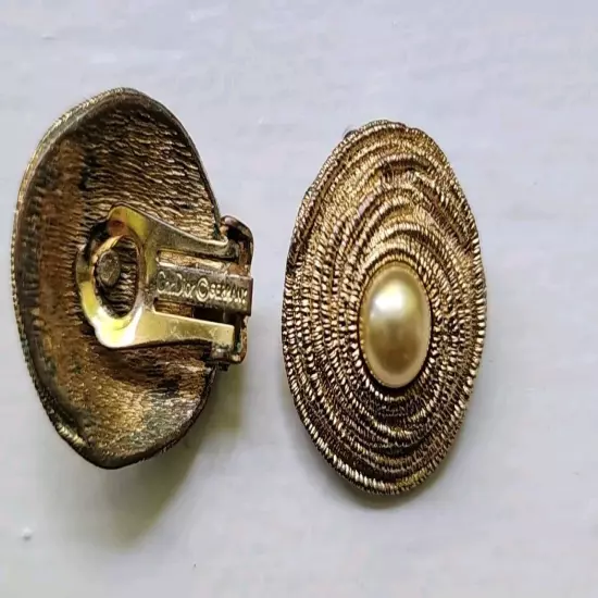 Rare Christian Dior Gold Platted Pearl Clip On Earrings Vintage Circa 1980s 