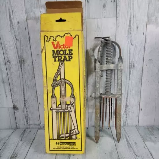 Vintage Victor Critter Control Mole Trap w/Box