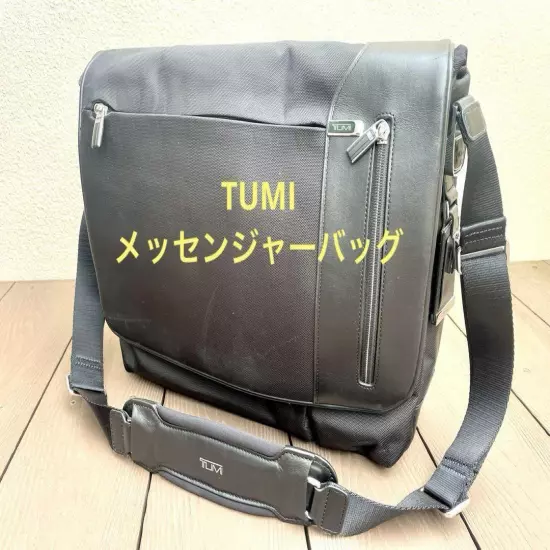 Tumi Shoulder Bag 25671D Galeao Messenger