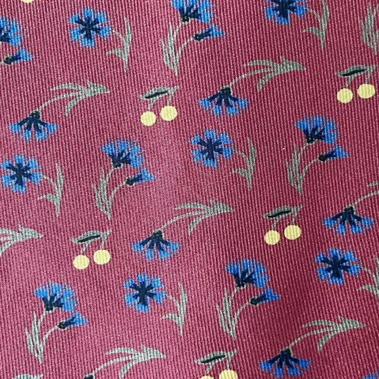 Hermes Tie 7558SA Blue Flowers Yellow Berries on Brick Red 60” Excellent Cond