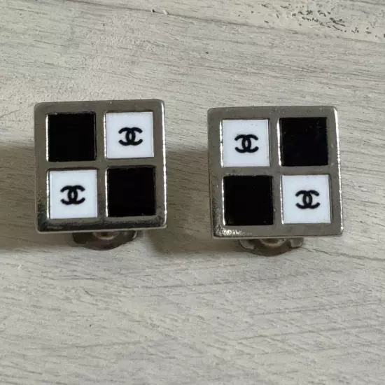 CHANEL #1 Cocomark Square black white 01P Earrings