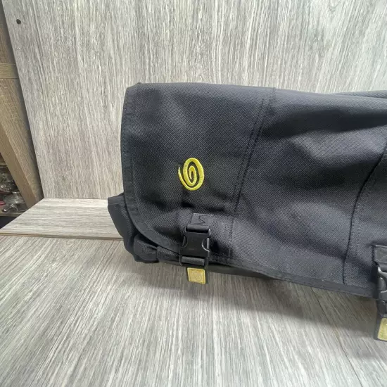 Timbuk2 COMMAND Laptop Messenger Shoulder Bag Black