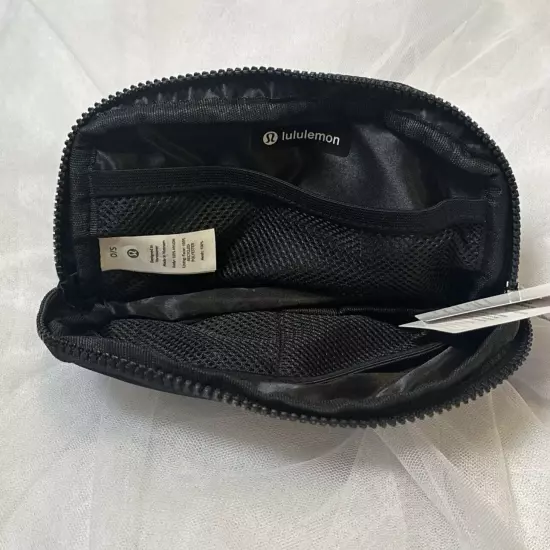 Lululemon Athletica Everywhere Women's Belt Bag- Black -BRAND NEW! Tags Attached