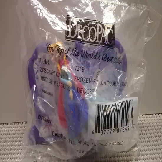 DecoPac DISNEY FROZEN FOLLOW YOUR HEART ELSA CAKE TOPPER DECORATING KIT