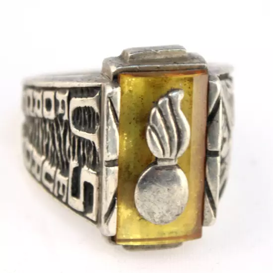 WWII Era US Europe Forces Sterling Ring Ordinance Division Symbol