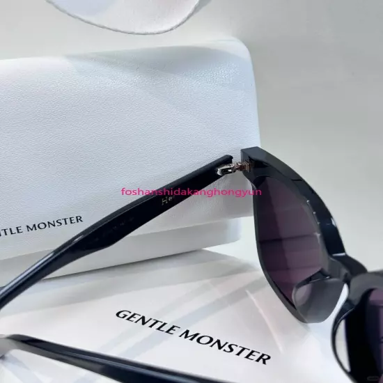 2024 GentleMonster Her 01 Unisex Sunglasses Oversized Black Frame Black Lenses