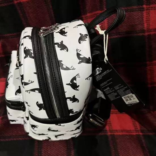 SeaWorld Loungefly Orca Mini Backpack Park Exclusive BNWT EXACT PLACEMENT