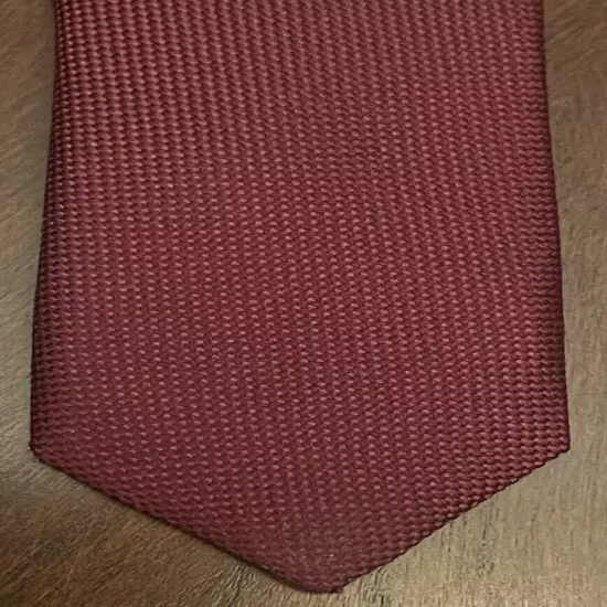 Club Room Burgundy 100% Silk Men’s Neck Tie Made In China