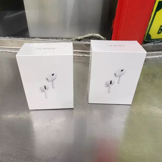 Apple AirPods pro second generation, nib lot of 2