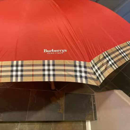 VTG Burberrys Umbrella Perfumes Red Nova Check Wooden Handle Golf Large 