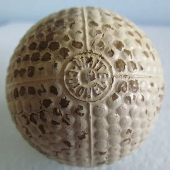 WHITE COLONEL BRAMBLE GOLF BALL WITH CIRCLES AT ALL 6 POLES AND LINES CONNECTING