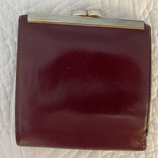 Vintage ANNE KLEIN for St. Thomas Burgundy Leather Bifold Kiss Lock Coin Wallet