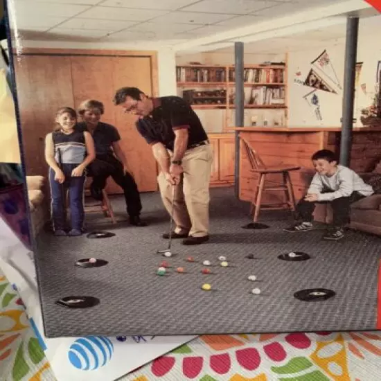 The first tee Golfers Putting Pool