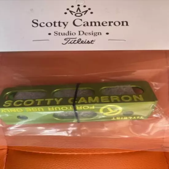 Scotty Cameron Masters 2022 - Putting Path Tool - Golf Misted Green/ Neon Yellow