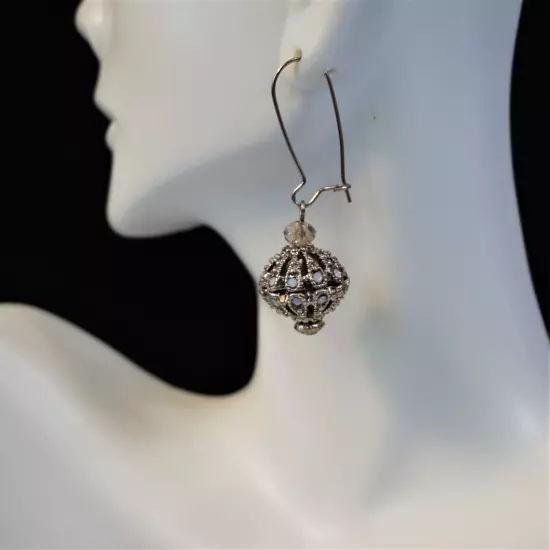 Chic Glitter Dangle Drop Earrings Gold Tone Filigree Opal Rhinestones Pierced