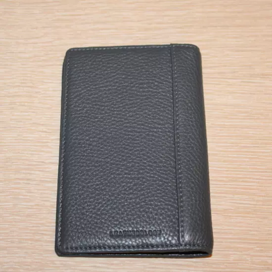 LEATHEROLOGY Gray Pebbled Leather Passport Cover