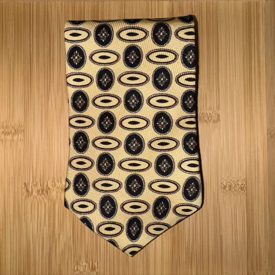 Barbara Blank Beige Geometric Silk Tie - 62L 4.0W