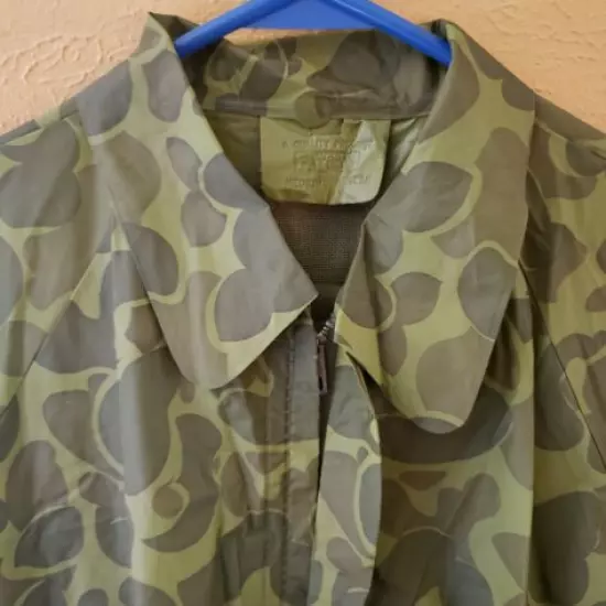 Vintage "World Famous" green Camouflage 3-Piece Rain Suit hunt camp hike Sz M.