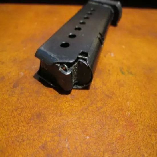 SIG SAUER MAGAZINE UNBRANDED .45 AUTO CALIBER 8 ROUND CLIP VERY WELL MADE !!