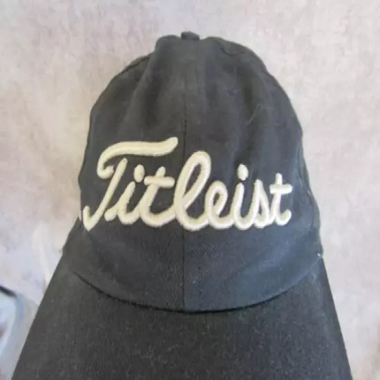 Vintage Black “Titleist Titanium” Cap OS Adjustable hat, 975D