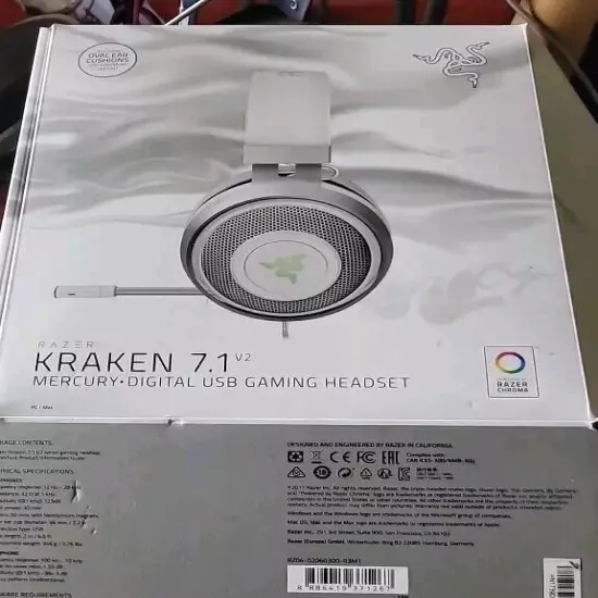 RAZER Kraken 7.1 v2 Gaming Headset Lightweight White