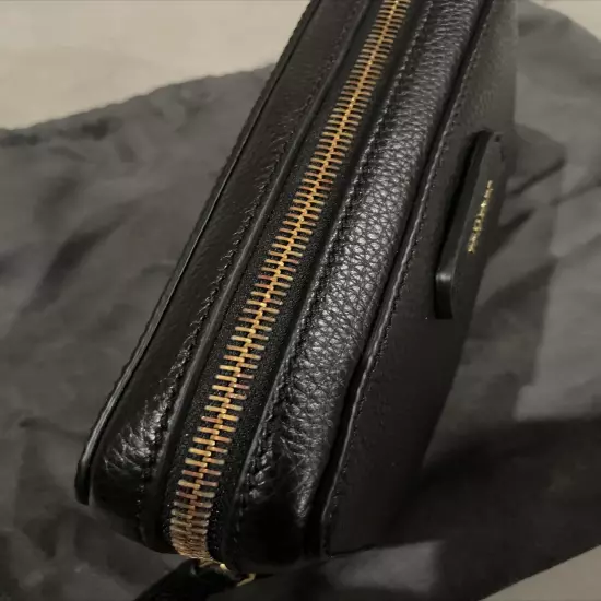 Tom Ford Grained Calfskin Medium Cosmetic Pouch Black Dust Bag (DAMAGED!)