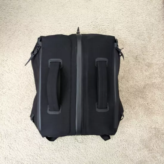 Black Ember Dex30 - Dex 30 Duffle bag