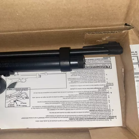 Crosman 2240 Black CO2 Powered Bolt-Action Single Shot Air Pistol. New In Box