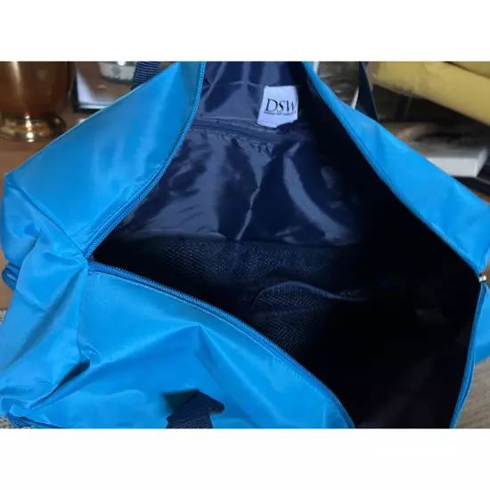 NWOT DSW 20" Blue Tote/Gym Bag/Weekender Luggage