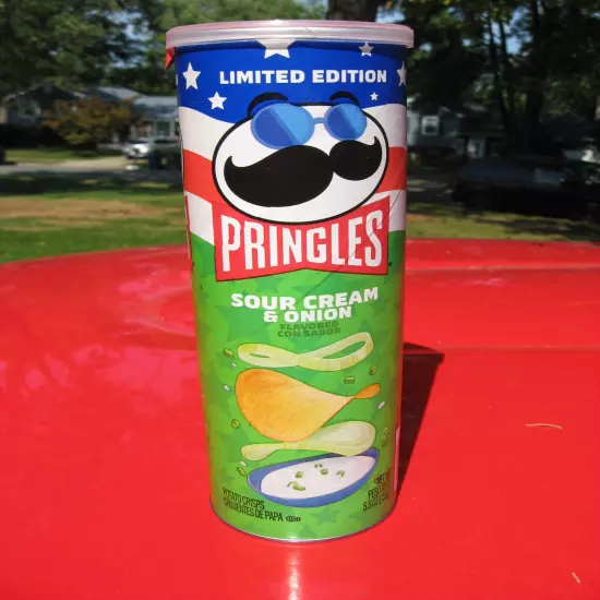 PRINGLES LIMITED EDITION SOUR CREAM & ONION FLAVORED POTATO CRISPS 5.5 OZ CAN