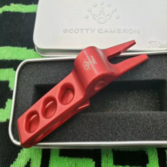 Scotty Cameron 2008 Golf Hard Live Easy Red Clip Pivot/Divot Tool IN TIN NEW ⛳⛳⛳