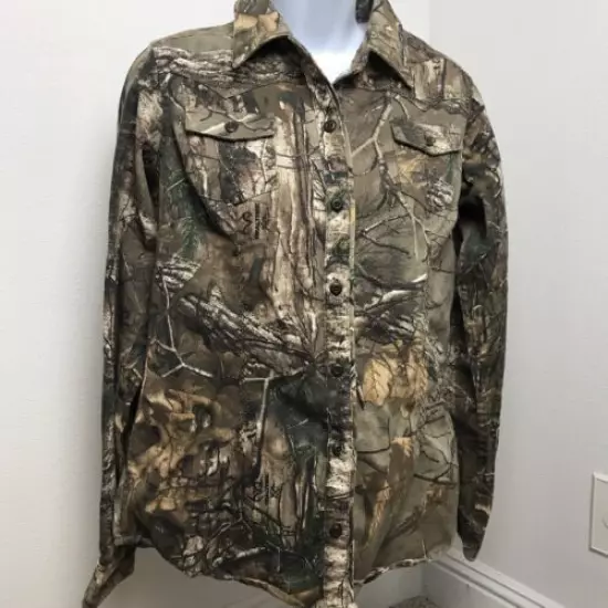 Cabelas Woman Button Front Shirt Real Tree Camo Hunting embroidery small C2