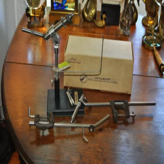 Dyna-King Professional Model Vise Pedestal Mount Bobbin Hanger Plus Extras & Box