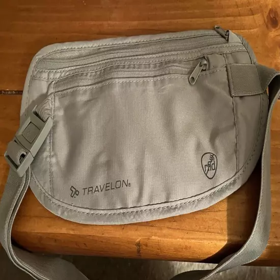 Travelon Anti Theft RFID Fanny Pack