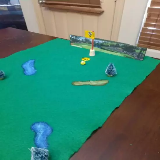 Miniature Indoor Golf Putting Family Game