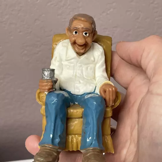 Vtg 1979 Wilton Cake Topper Dollhouse Retirement Old Man Chair Beer Muscles TV