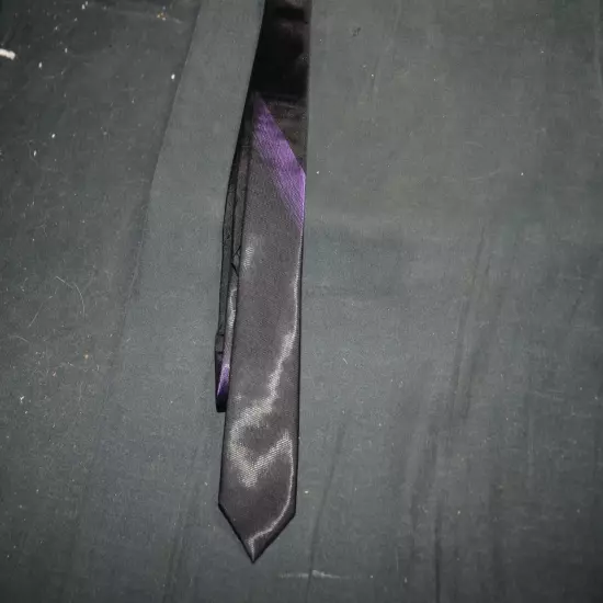 Van Heusen Skinny Black Tie with Purple Stripe