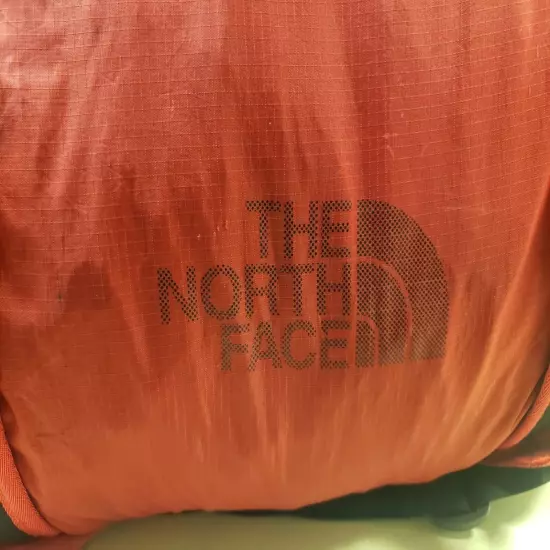 North Face Base Camp Duffel M - Red - 24" x 9" x 12" 