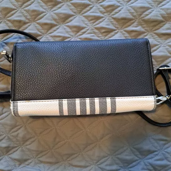 Thirty-One Wallet Crossbody Purse