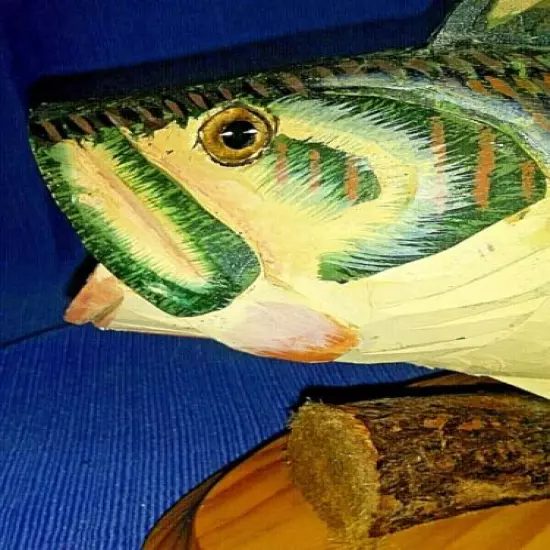 Large Mouth Bass Fish Wood Carving on Oak Base>Fine Detail Scales &Teeth Carved