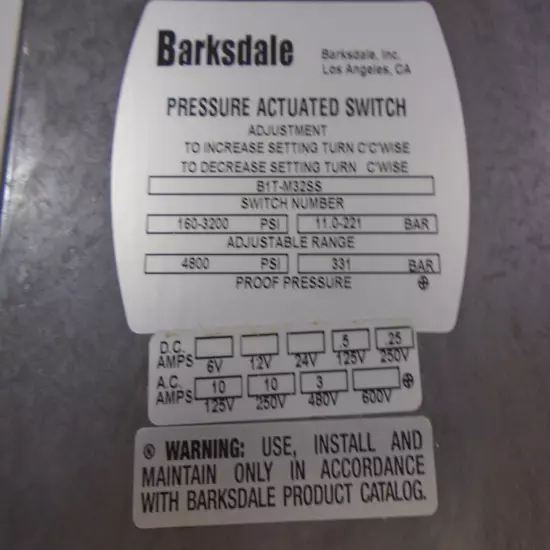 *NEW* BARKSDALE B1T-M32SS PRESSURE ACTUATED SWITCH 160-3200 PSI / 4800PSI