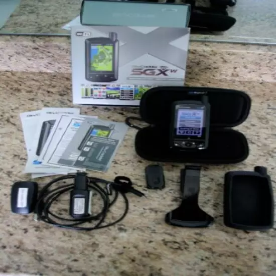 SkyCaddie SGXw golf rangefinder with bluetooth connectiviity and many extras!